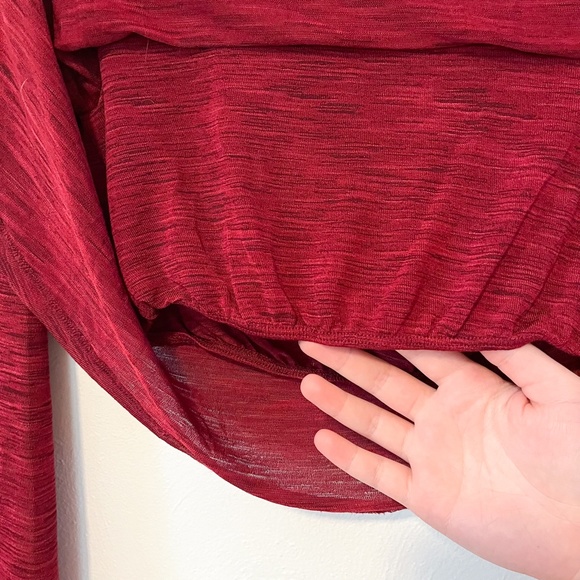 LA Hearts Red Crop Top Long Sleeve | Flowy Shirt - Picture 4 of 4
